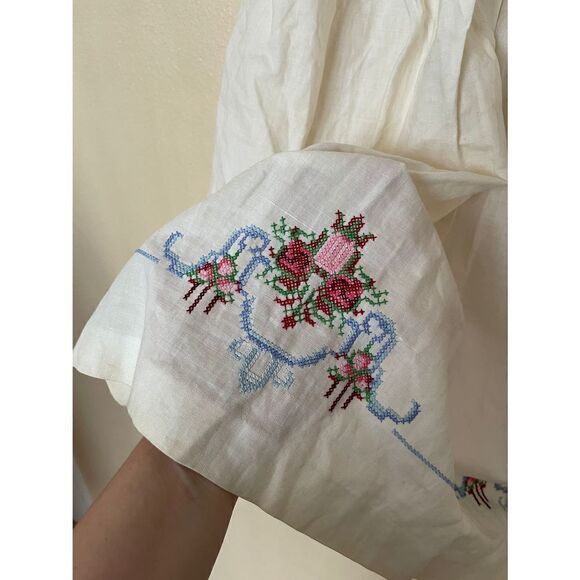 Vintage Nilani petite embroidered midi skirt Size 6 - Picture 3 of 7